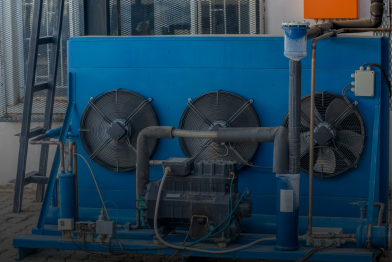 Manutenção de refrigeração comercial — câmaras frias e freezers